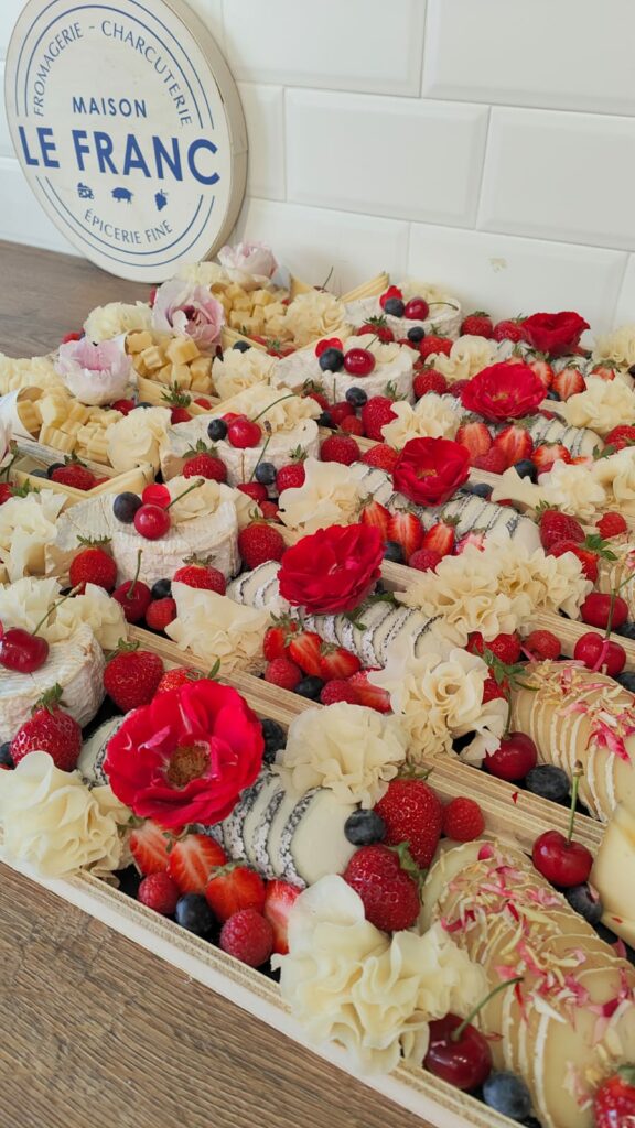 Plateau de fromages pour festivités de MAISON LE FRANC Fromagerie Charcuterie Épicerie